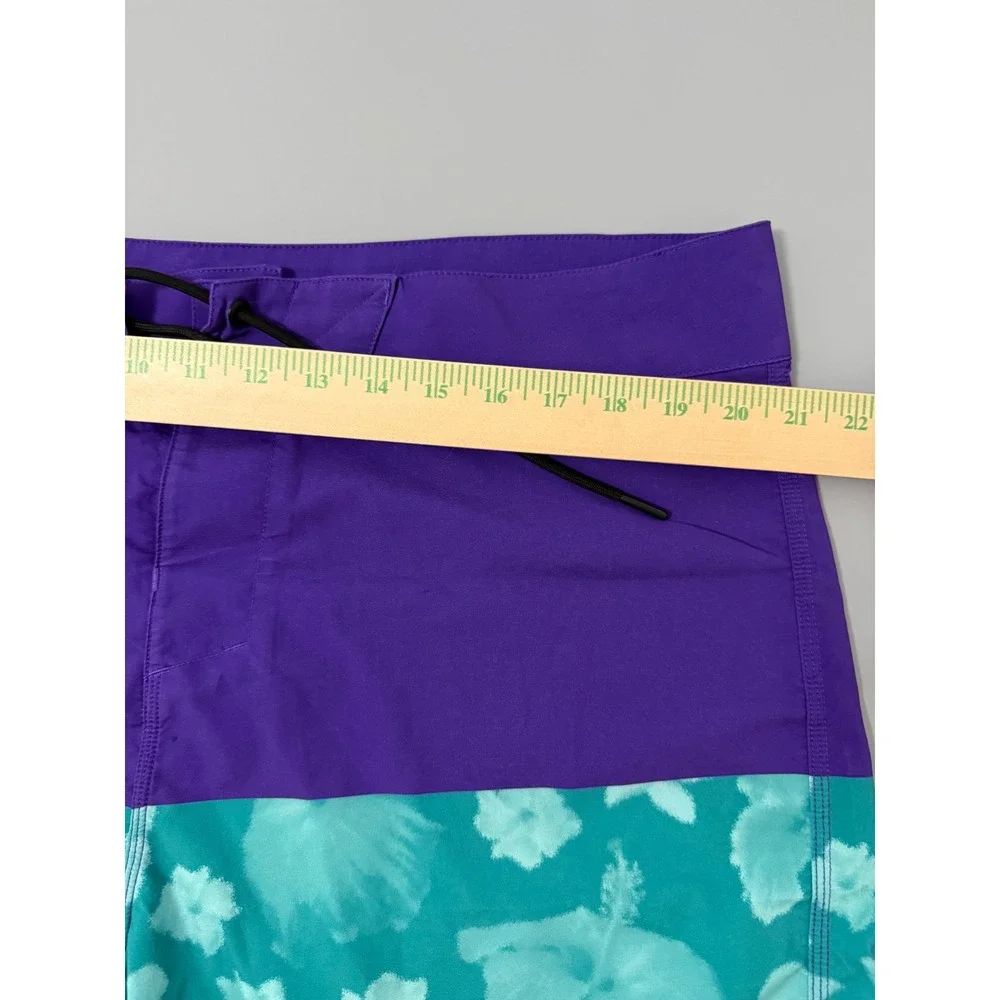 Oakley Mens Board Shorts Size 38 Purple Teal Hibiscus Floral Swim Trunks CA35460